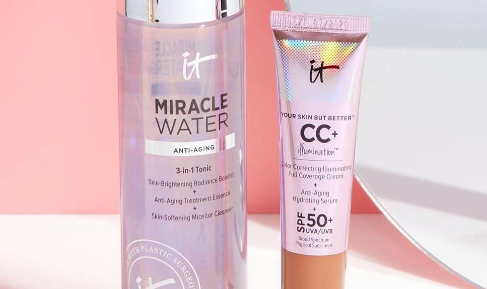 Get a Free Deluxe Sample of IT Cosmetics Miracle Water at Checkout Right Now