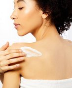 Body Acne 101: How to Reduce Back and Chest Acne