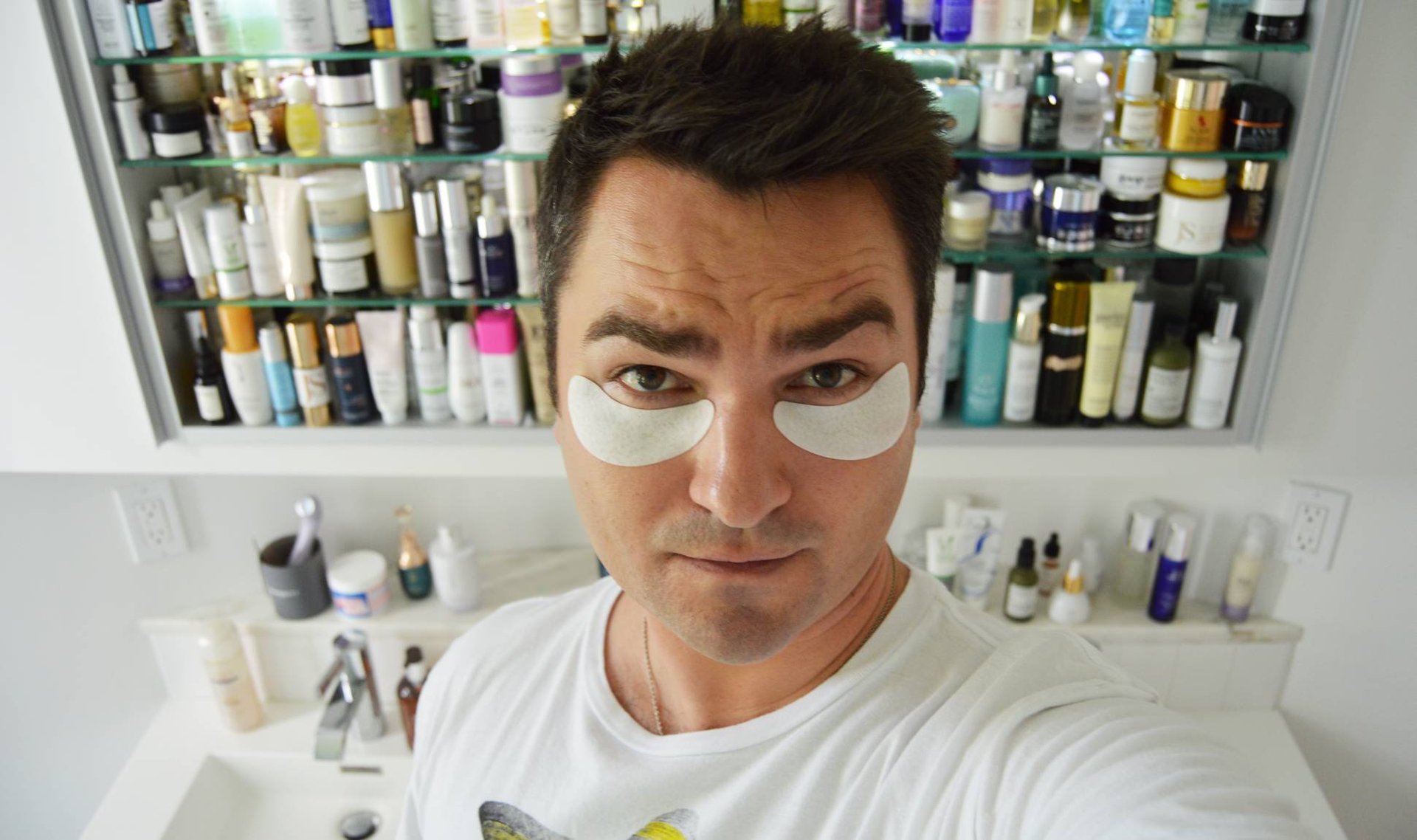 #SkinCrush: OMGBart’s Skin-Care Shelfies Are Everything (and So Is His Skin-Care Routine) 