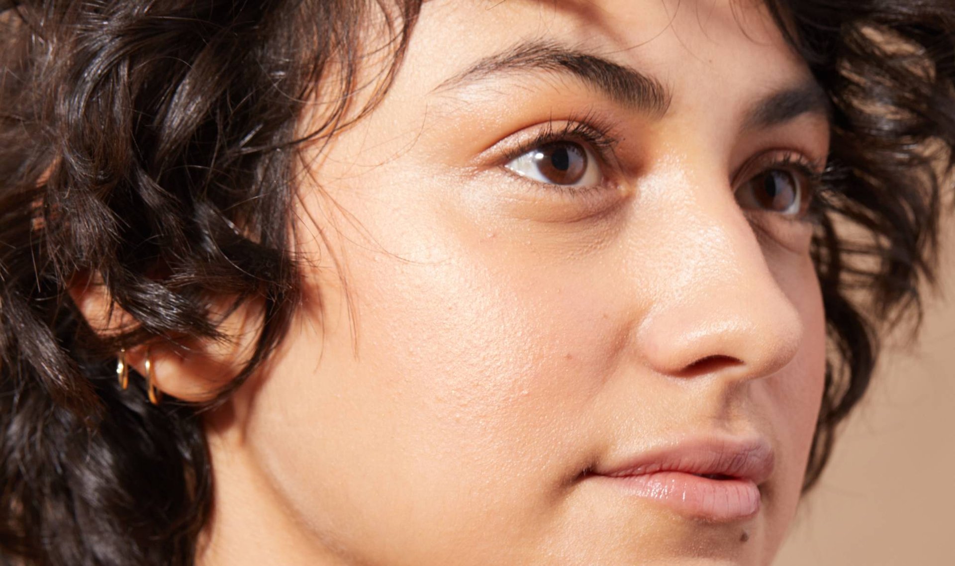 Milia: What You Need to Know About the Tiny White Bumps on Your Face