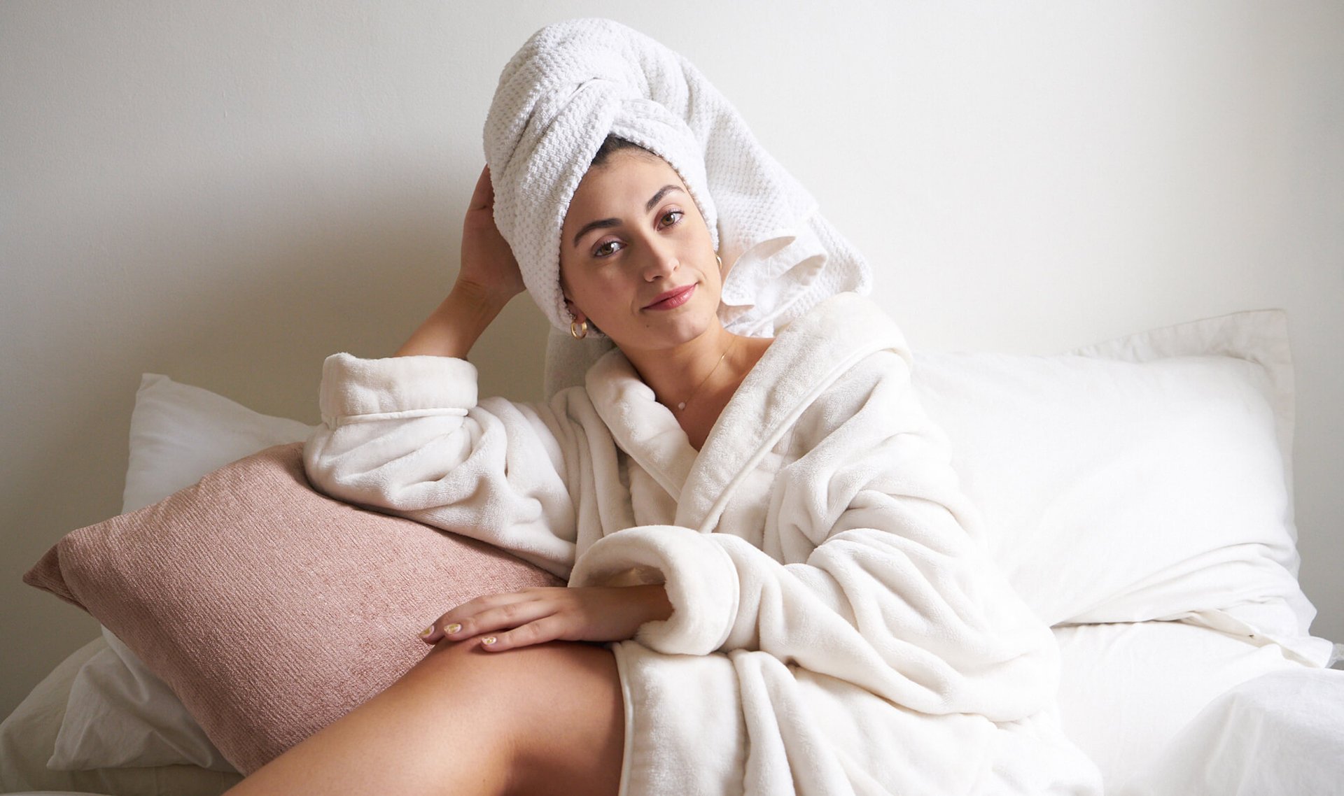 You’ve Never Seen a Nighttime Skin-Care Routine So Relaxing