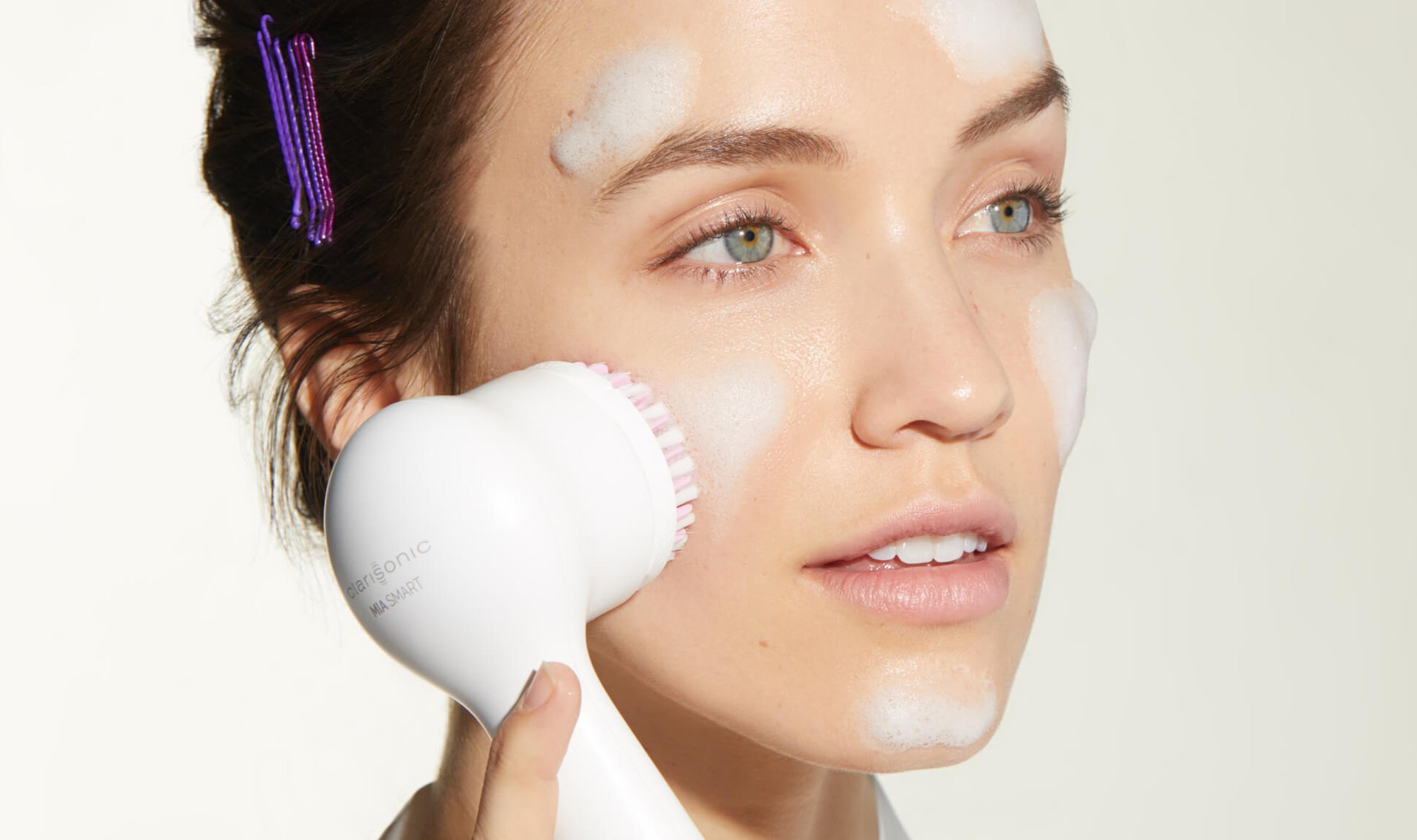 Take Your Cleanse to the Next Level With the Clarisonic Mia Smart