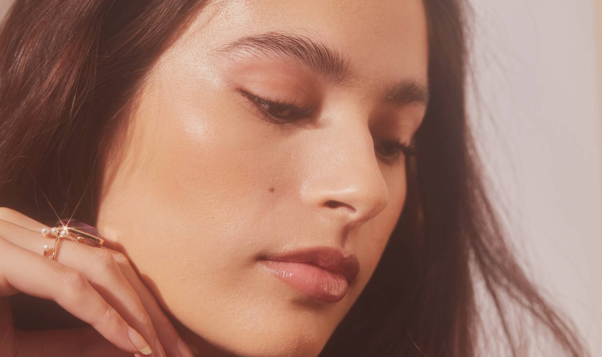 How to Address Dry Skin and Large Pores