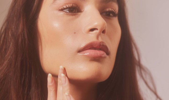 7 Reasons Your Acne Might Not Be Going Away