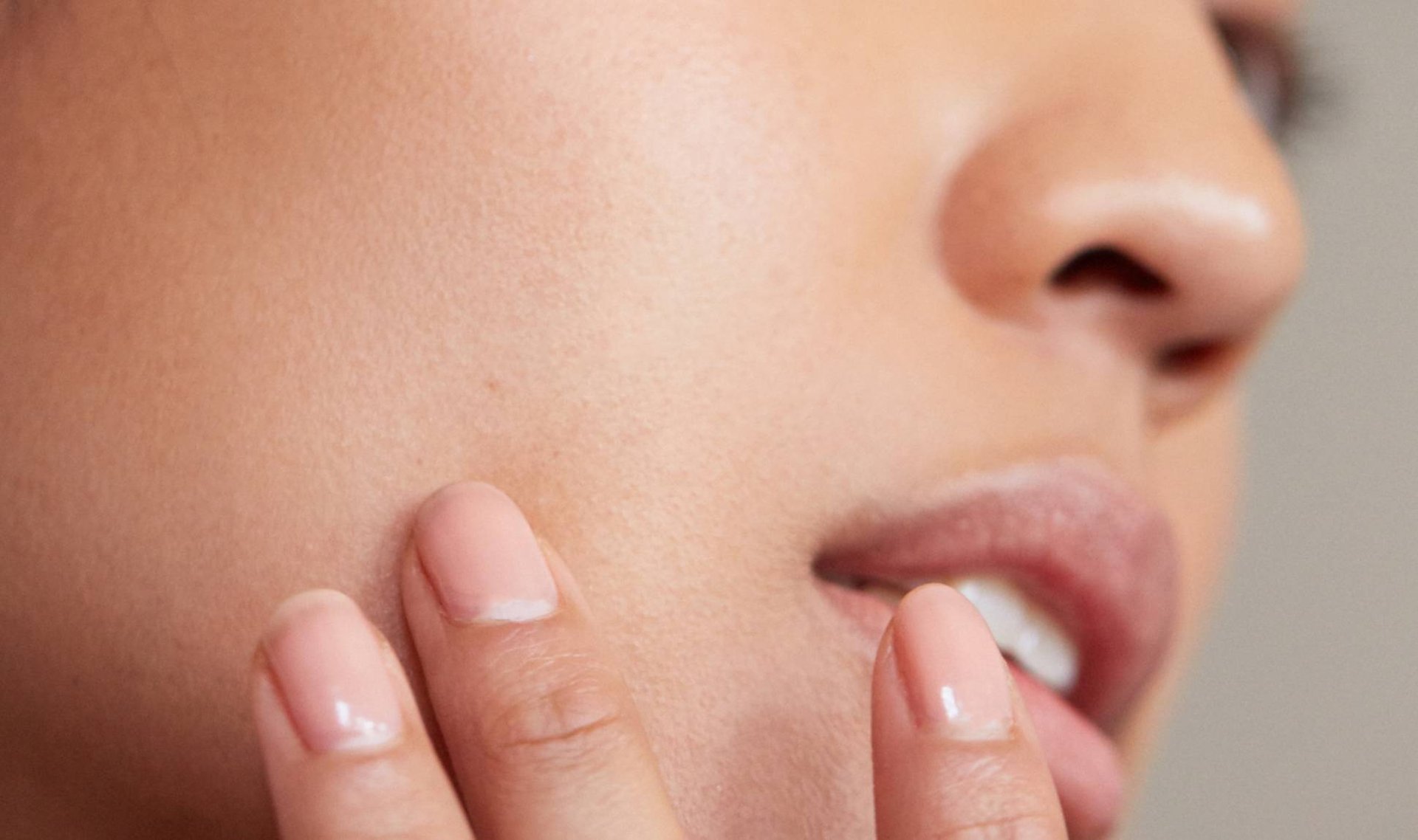 5 Grossly Pimple-Popping Videos