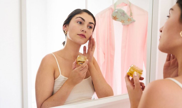 8 Hydrating Face Masks to Revitalize Dry Skin