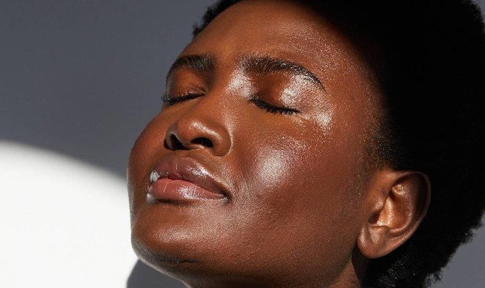 This Hack Helps Make Dry Skin Look Dewy Instantly
