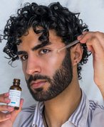 A Simple Men's Acne Routine for a Well-Balanced Complexion