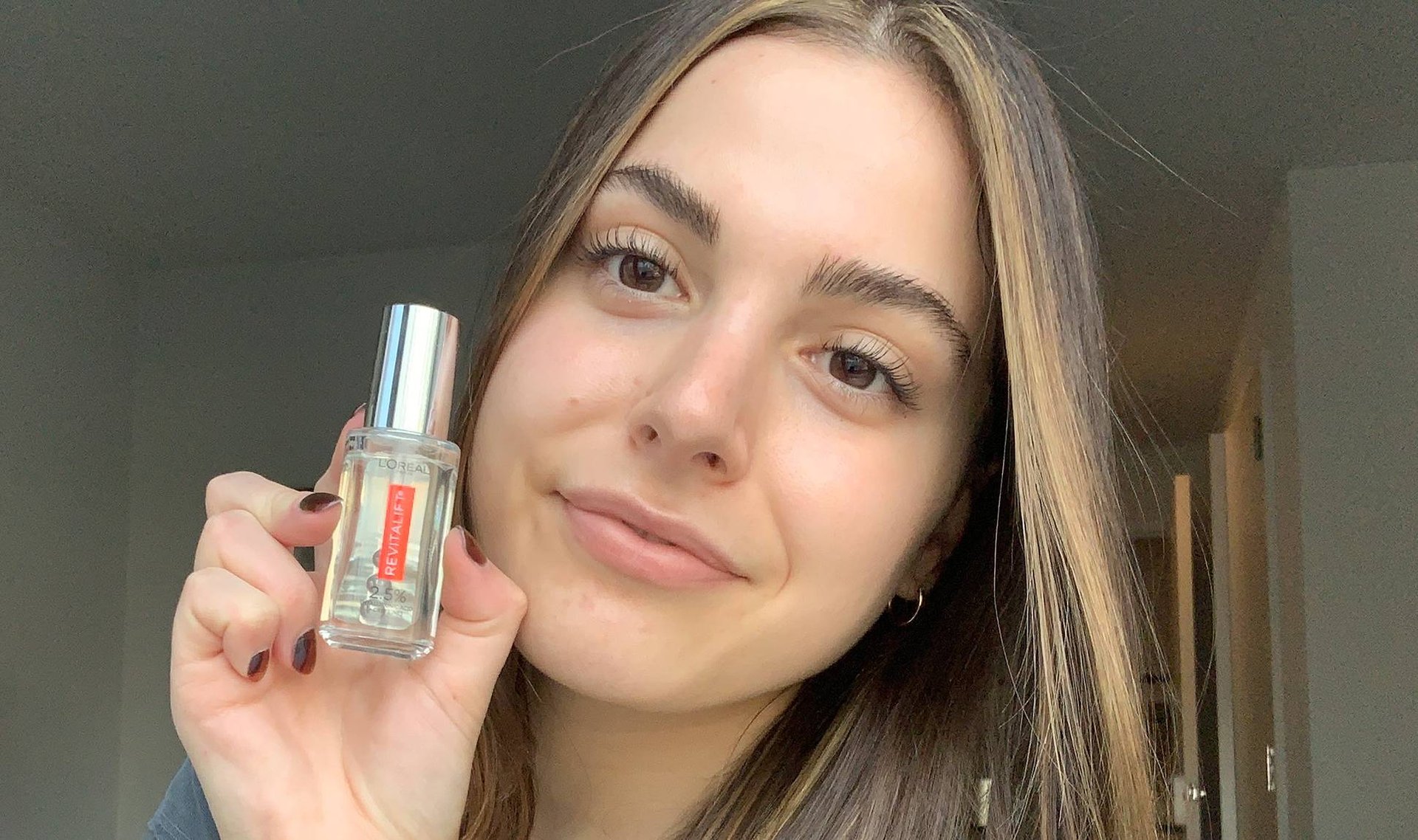 How One Editor Is Using L’Oréal Paris’ New Skin-Smoothing Eye Serum