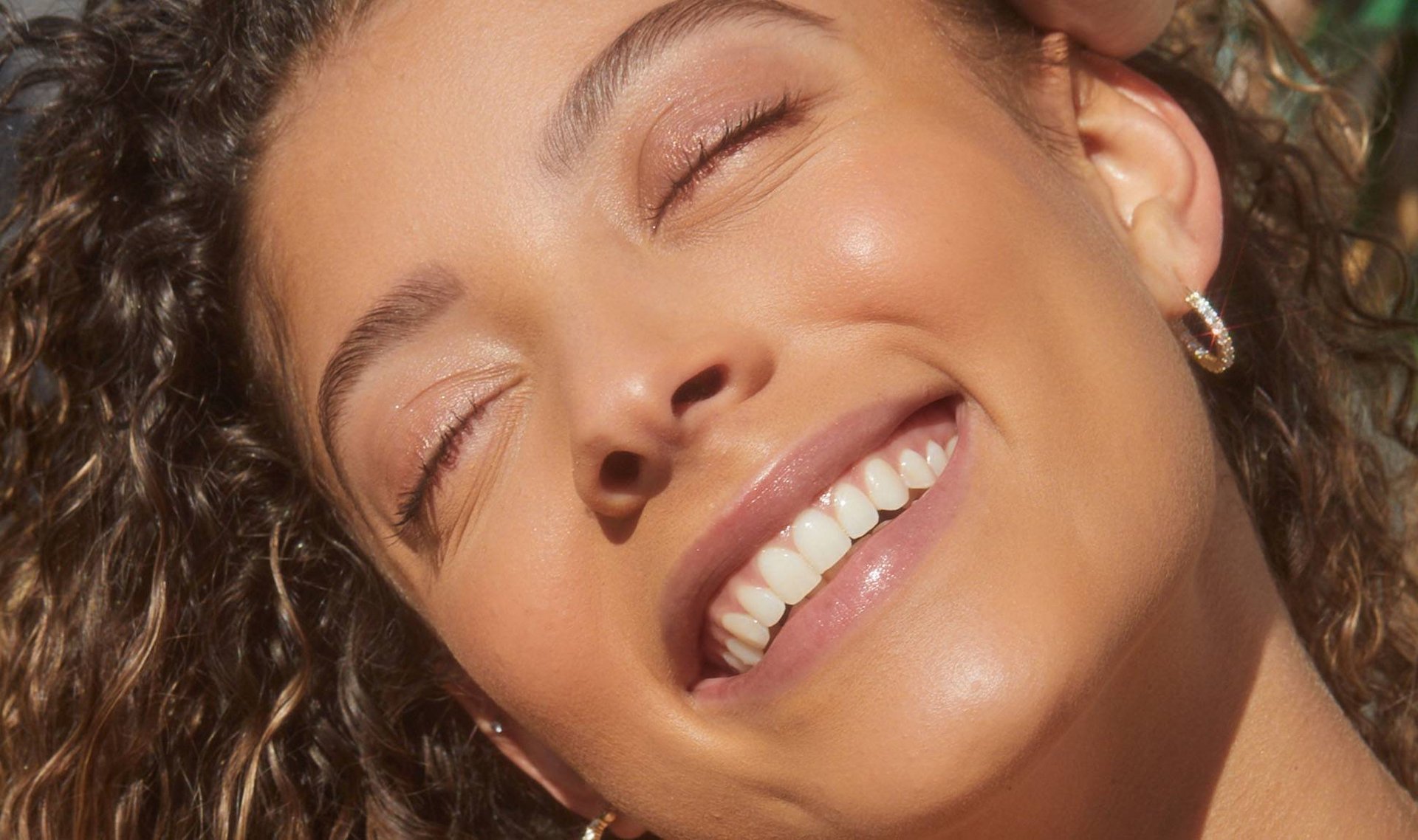 5 Tips to Make Your Glowy Skin Goals Totally Achievable