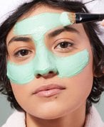 7 Steps For a DIY Facial At Home