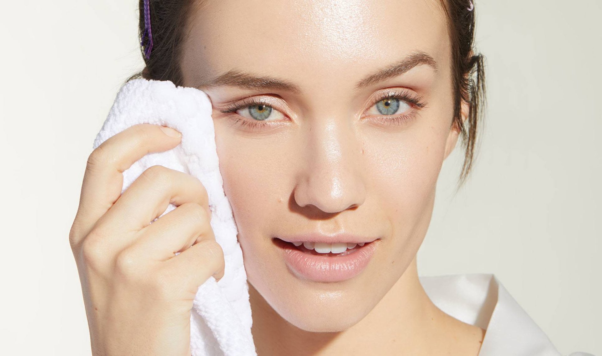 How to Wash Your Face, According to Dermatologists