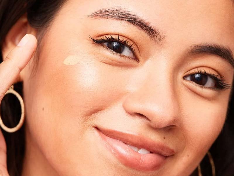 The Difference Between Tinted Moisturizer, BB Cream and CC Cream