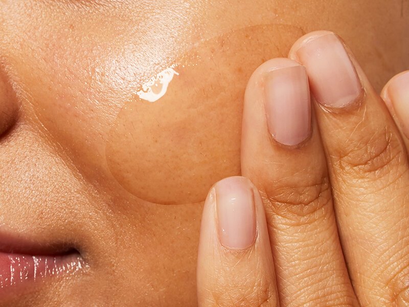 Can You Combine Niacinamide With AHAs and BHAs in Your Skincare Routine?