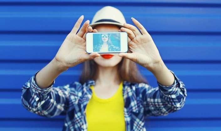 5 Products You Need for Your Most-Liked Selfie Ever