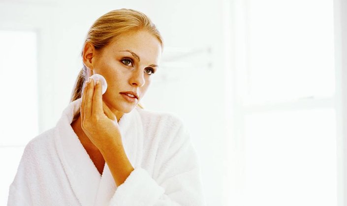 6 Reasons Your Skin Could Be Dry