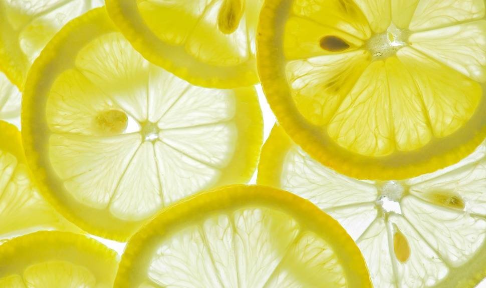 DIY Citrus Salt Scrub to Awaken Your Senses