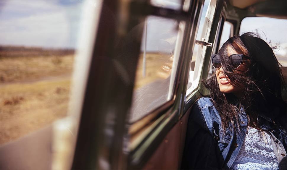 How to Manage Your Skin Care Routine on the Road