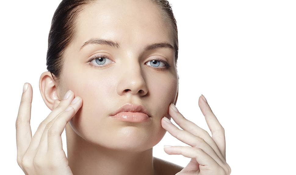 4-Step Skin Care Routine for Oily Skin & Shine