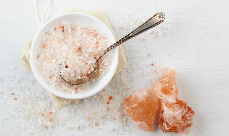 DIY Hand Scrub with Himalayan Salt and Honey