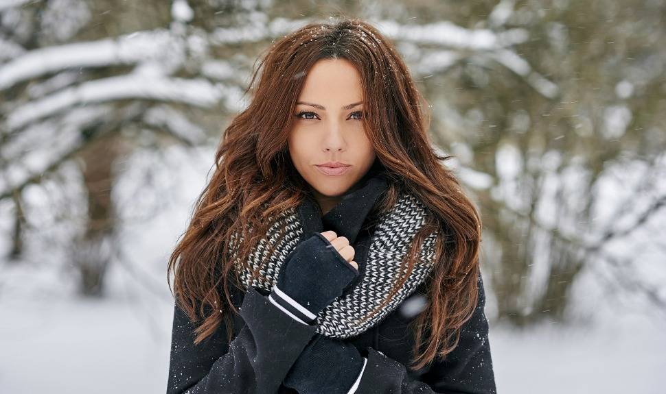 How To Get a Summer Glow in Winter