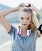 6 Hairstyles That Are Good For Your Skin