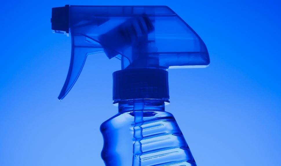 Cleaning Products and Your Skin