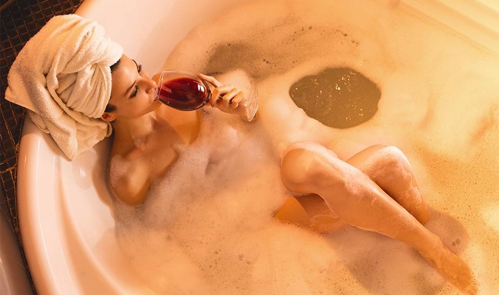 I Bathed in Red Wine and Here's What Happened to My Skin
