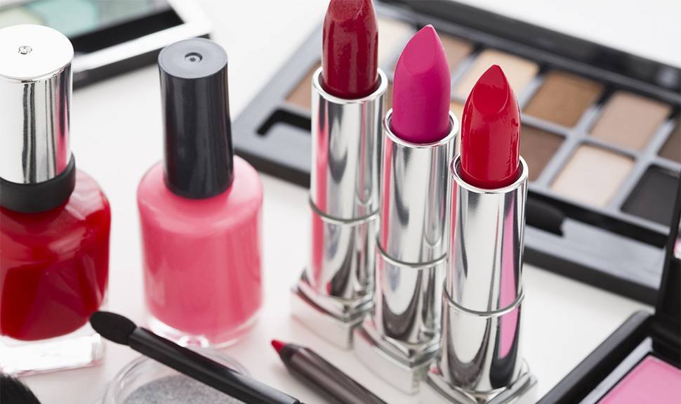 Beauty Gifts for the Makeup Obsessed