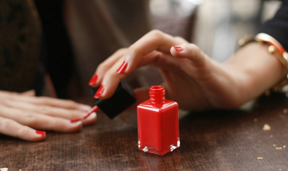 Prime Time: 3 Beauty Treatments You Can Try During Commercial Breaks