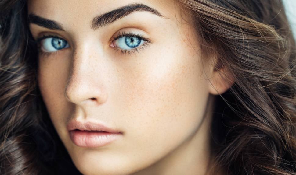 #BrowGoals: 9 Products You Need to Try for Beautiful Eyebrows