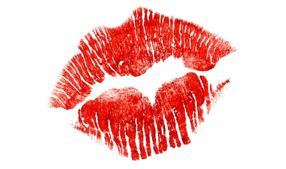 How to Find the Best Red Lipstick For Your Skin Tone