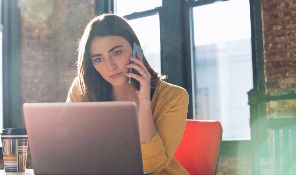 5 Office Beauty Hacks Every Woman Should Know