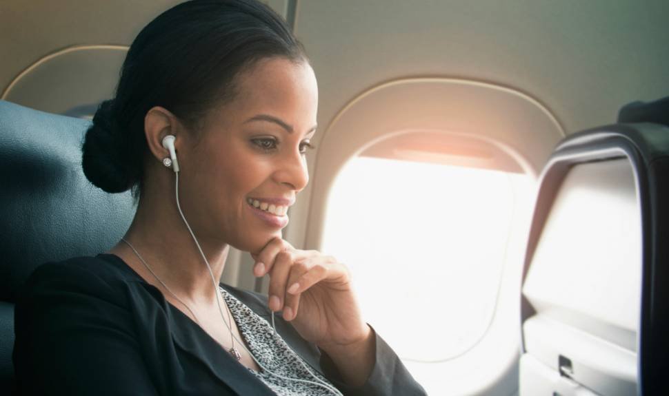 From Dryness to Breakouts: 4 Ways Flying Affects Your Skin