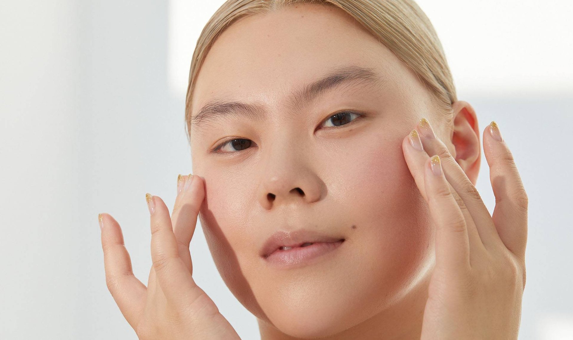 The Benefits of Cucumber Slices on Your Eyes