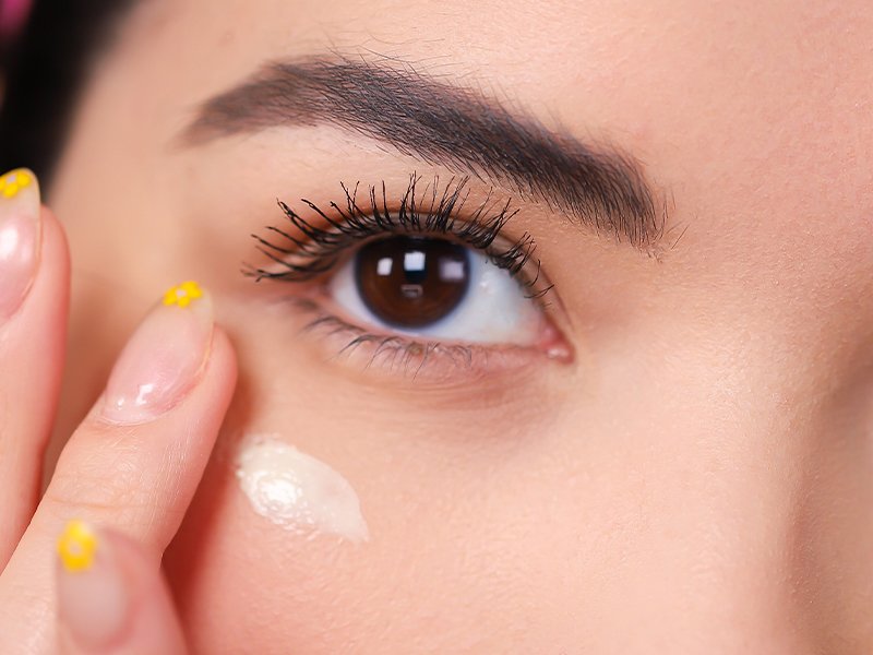 What You Should Know About Eyelid Dermatitis
